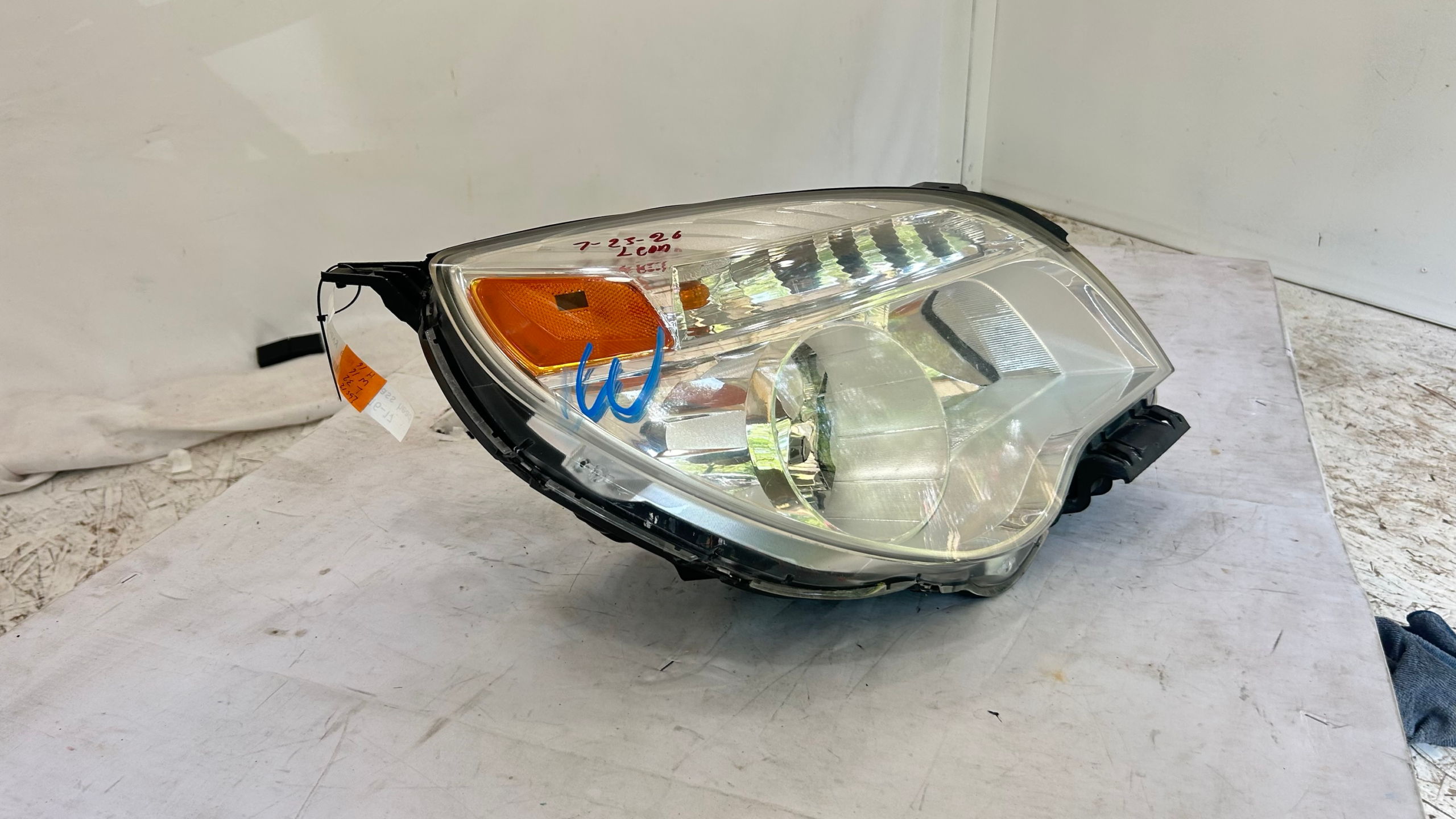 2010 - 2015 Equinox Passenger Headlight OEM