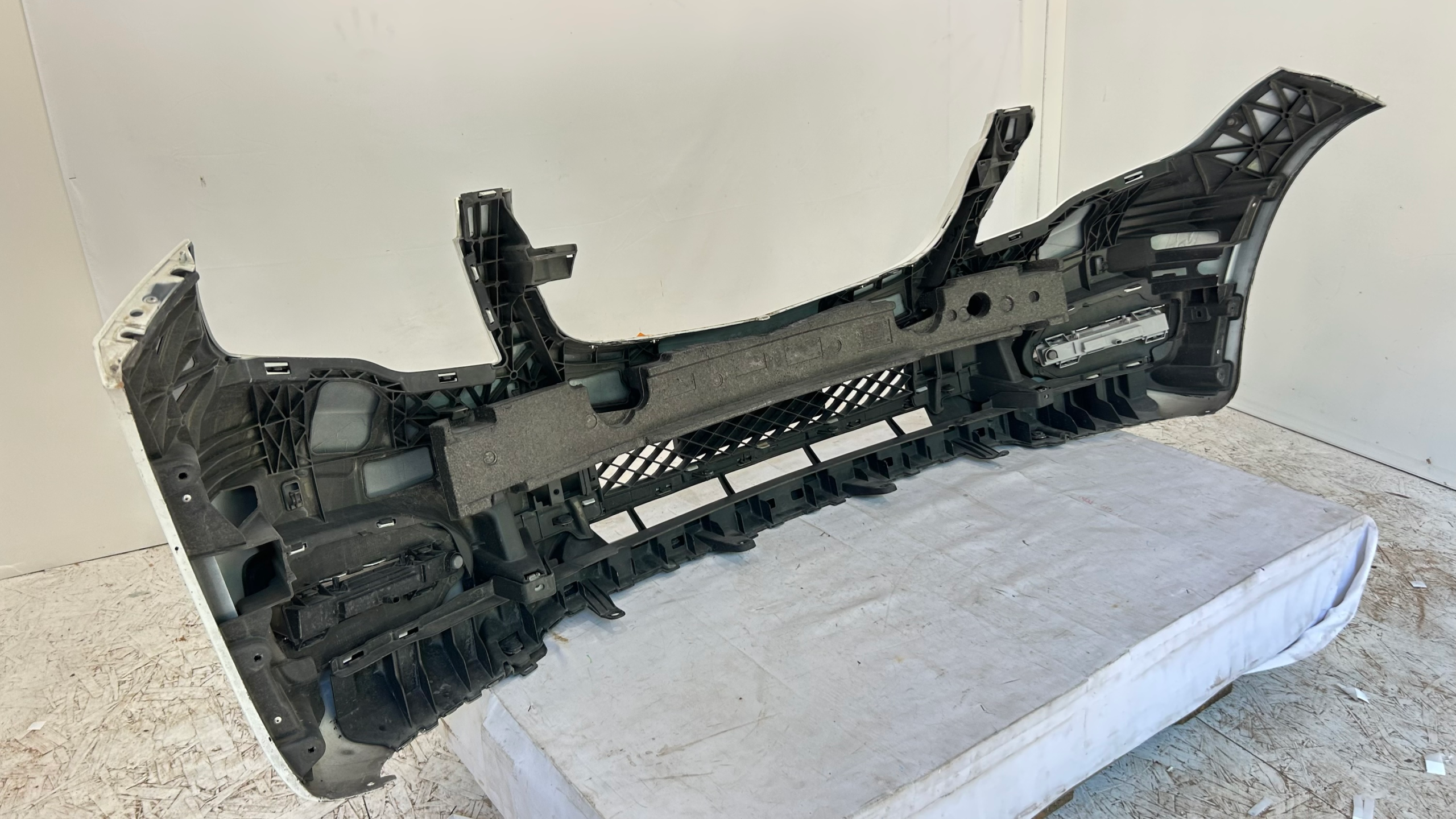 2013-2015 Mercedes Benz GLK Class X204 - GLK250- GLK350 front Bumper