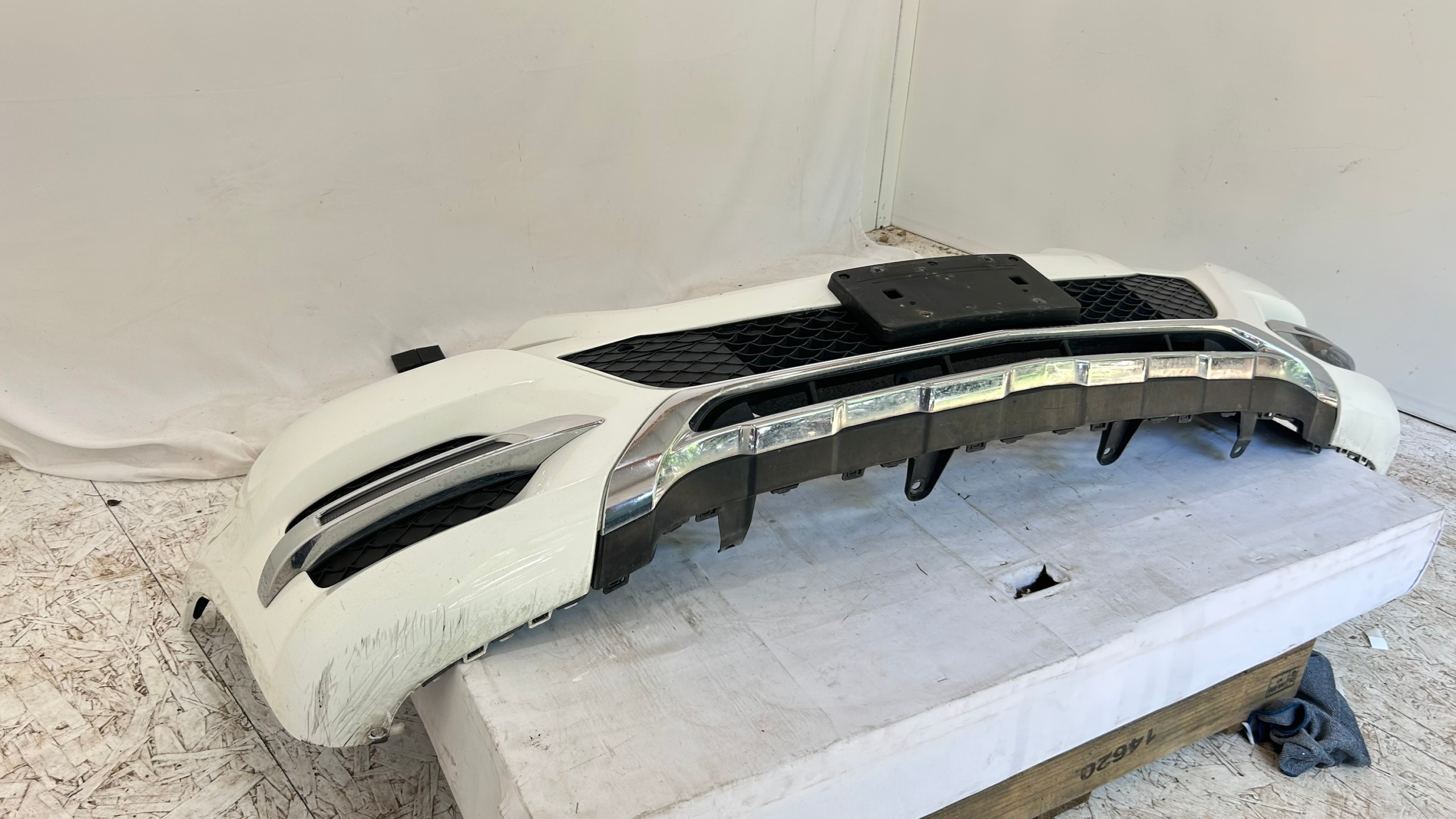2013-2015 Mercedes Benz GLK Class X204 - GLK250- GLK350 front Bumper