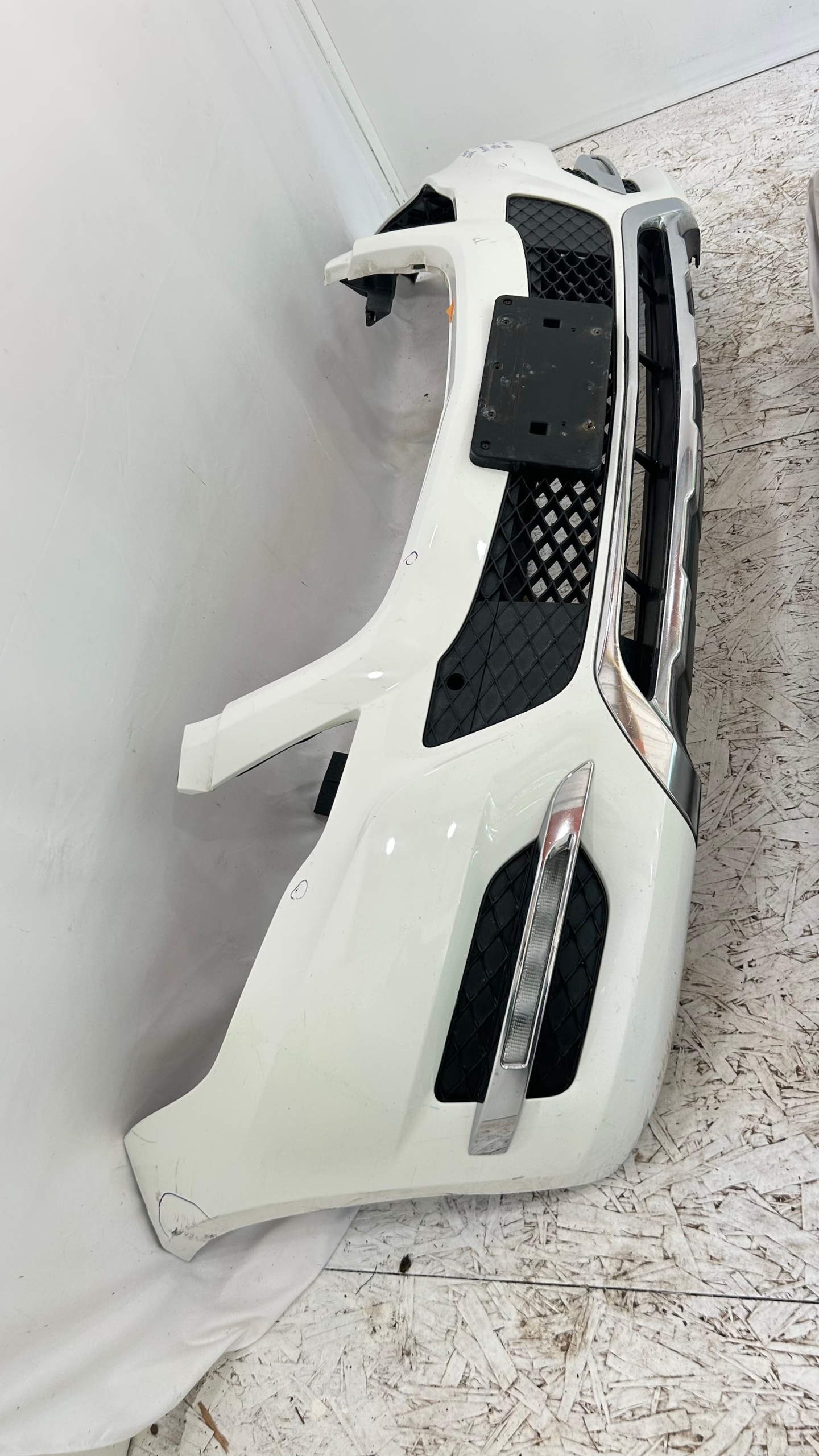 2013-2015 Mercedes Benz GLK Class X204 - GLK250- GLK350 front Bumper