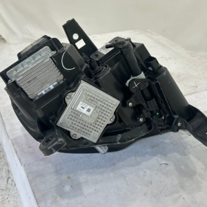 2017 - 2021 Jeep Grand Cherokee Driver Side HID Headlight - Image 4
