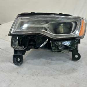 2017 - 2021 Jeep Grand Cherokee Driver Side HID Headlight - Image 2