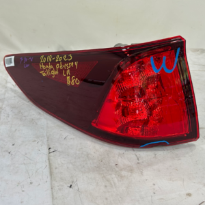 2018-2023 Honda Odyssey Driver Side Taillight - Image 12