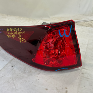 2018-2023 Honda Odyssey Driver Side Taillight - Image 1