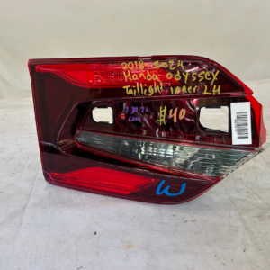 2018-2024 Honda Odyssey Driver Side Inner Taillight - Image 5
