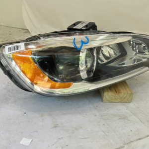 2014-2017 Volvo S60 V60 Driver Side Headlight w/ Adaptive HID system - Image 11