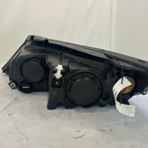 2011-2013 Kia Sorento Passenger side headlight (Aftermarket) - Image 5