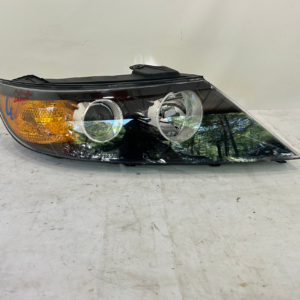 2011-2013 Kia Sorento Passenger side headlight (Aftermarket) - Image 2
