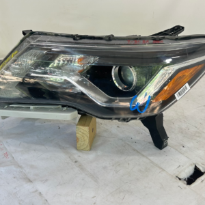 2017-2020 Nissan Pathfinder Driver Side Headlight - Image 1
