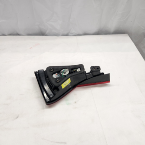 2015 - 2017 Hyundai Sonata Passenger Side Inner Tail Light Halogen - Image 9