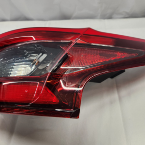 2017 - 2020 Nissan Qashqai Passenger Side Tail Light - Image 5