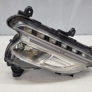 2017 - 2018 Hyundai Santa Fe Sport Passenger Side Fog Light - Image 4