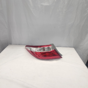 2015 - 2017 Toyota Camry Driver Side Tail Light - Image 1