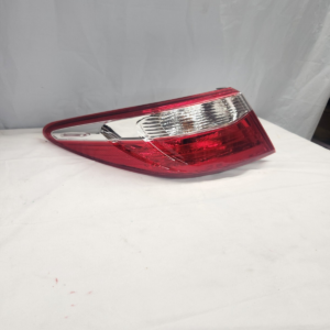 2015 - 2017 Toyota Camry Driver Side Tail Light - Image 2