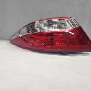 2015 - 2017 Toyota Camry Driver Side Tail Light - Image 4
