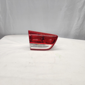 2016 - 2018 Kia Sorento Driver Side Inner Tail Light - Image 2