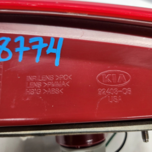 2016 - 2018 Kia Sorento Driver Side Inner Tail Light - Image 9