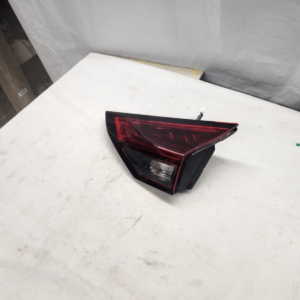 2021 - 2024 Nissan Rogue Passenger Side Inner Tail Light - Image 3