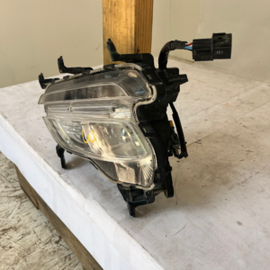 2016-2018 Hyundai Santa Fe Sport Driver Side Fog Light - Image 2