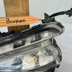 2016-2018 Hyundai Santa Fe Sport Driver Side Fog Light - Image 4