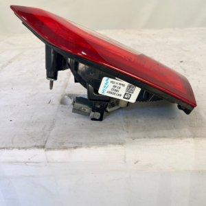2016-2024 Chevrolet Malibu Passenger Side Tail Light - Image 5