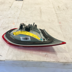 2015-2018 Ford Focus Passenger Side Inner Taillight - Image 7