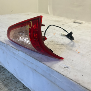 2014-2017 Infinity QX50 Driver Side Inner Taillight - Image 4