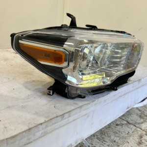 2016-2023 Toyota Tacoma Headlight Passenger Side - Image 3