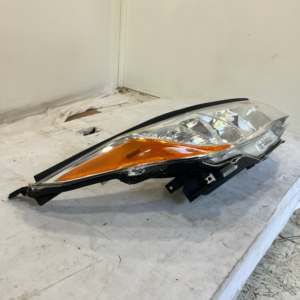 2017-2019 Toyota Highlander Headlight Passenger Side - Image 8