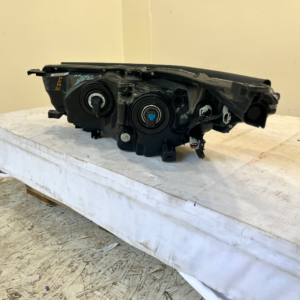2017-2019 Toyota Highlander Headlight Passenger Side - Image 12