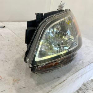 2010-2011 Kia Soul Headlight Driver Side - Image 3