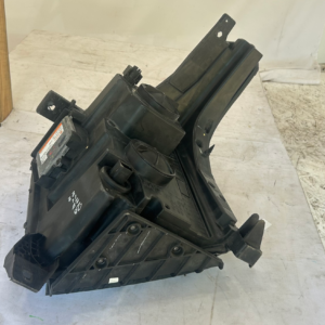 2015-2020 GMC Yukon right Passenger Side HID Xenon Headlight - Image 5