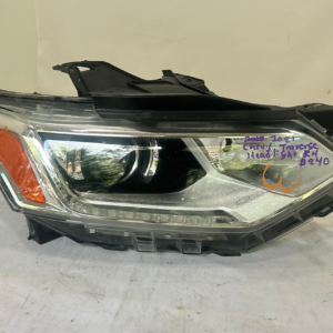 2018-2021 Chevrolet Traverse Passenger Side HID Xenon headlight - Image 11