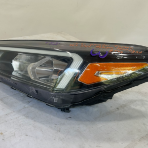 2019-2021 Hyundai Tucson Driver Side Halogen Headlight - Image 6
