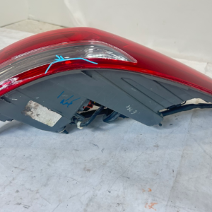 2017-2018 Hyundai Elantra Passenger side Taillight - Image 8