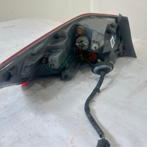 2017-2018 Hyundai Elantra Passenger side Taillight - Image 9
