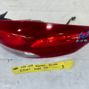 2017-2018 Hyundai Elantra Passenger side Taillight - Image 1