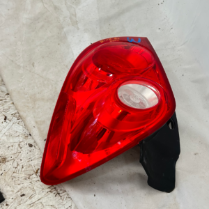 2010-2015 Chevrolet  Equinox Passenger side Tail Light - Image 4