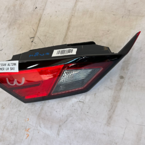 2019-2025 NISSAN ALTIMA Trunk REAR LEFT Driver INNER TAILLIGHT STOP BRAKE LIGHT OEM - Image 5