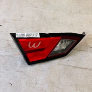 2019-2025 NISSAN ALTIMA Trunk REAR LEFT Driver INNER TAILLIGHT STOP BRAKE LIGHT OEM - Image 1