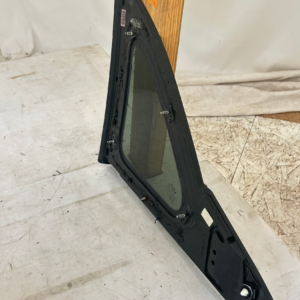 2021-2023 KIA SELTOS REAR RIGHT SIDE QUARTER WINDOW GLASS 87810-Q5320 OEM - Image 3