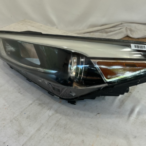 2016-2018 Hyundai Tucson OEM Headlight , Left driver side - Image 10