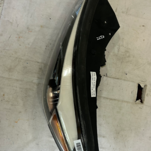 2016-2018 Hyundai Tucson OEM Headlight , Left driver side - Image 8