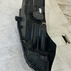 2016-2018 Hyundai Tucson OEM Headlight , Left driver side - Image 4