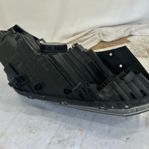 2016-2018 Hyundai Tucson OEM Headlight , Left driver side - Image 3