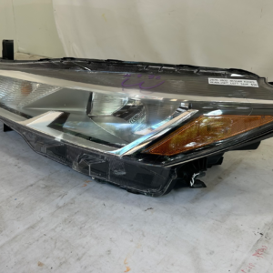 2021 - 2024 Nissan Kicks Left Driver side Headlight Halogen OEM - Image 7