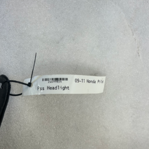 2009-2011 Honda Pilot OEM Headlight , right passenger side - Image 5