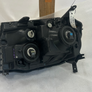 2009-2011 Honda Pilot OEM Headlight , right passenger side - Image 4