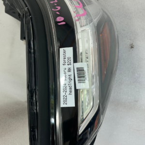 2022-2024 Subaru Forester OEM Headlight , Right Passenger Side - Image 10