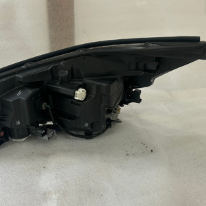 2022-2024 Subaru Forester OEM Headlight , Right Passenger Side - Image 5